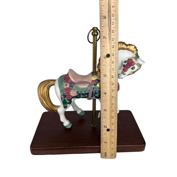 Paul Sebastian Ceramic White Carousel Horse Flowers Golden Mane & Tail Wood Base - Picture 8 of 10